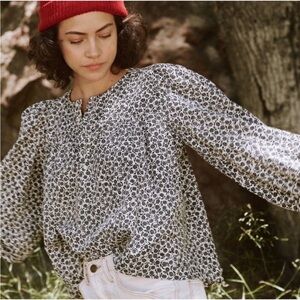 The Great. Mulberry Floral Duet Ling Sleeve Top in Black & White